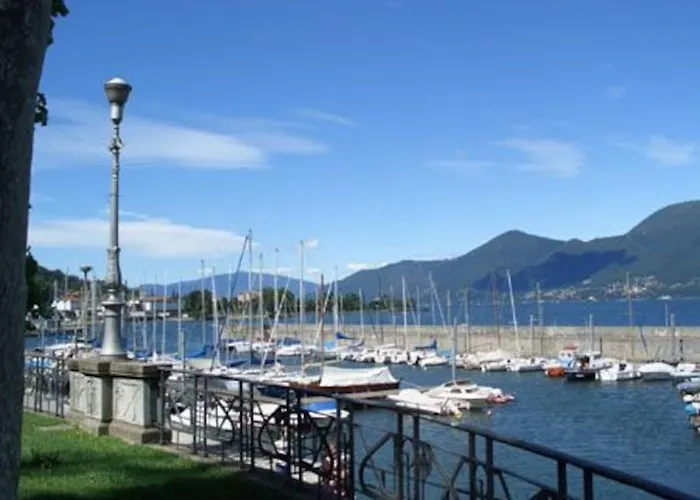 아파트 Blue Breeze Germignaga