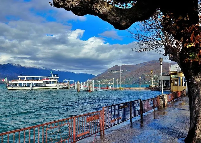 Blue Breeze Apartament *